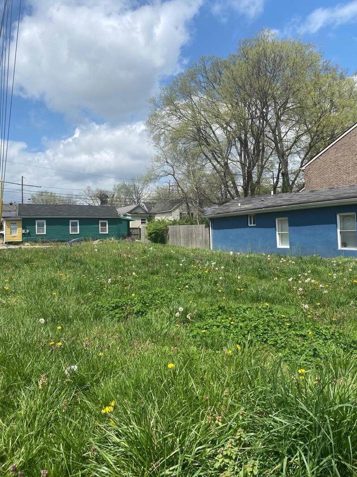 701 Upper Street - Photo 1