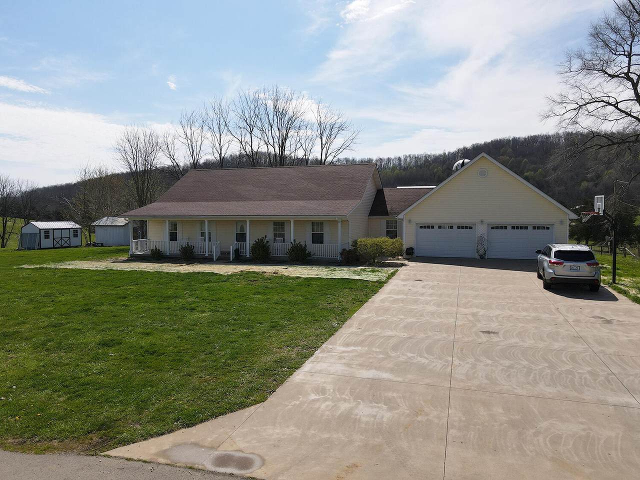 533 Mcqueary Road - Photo 1