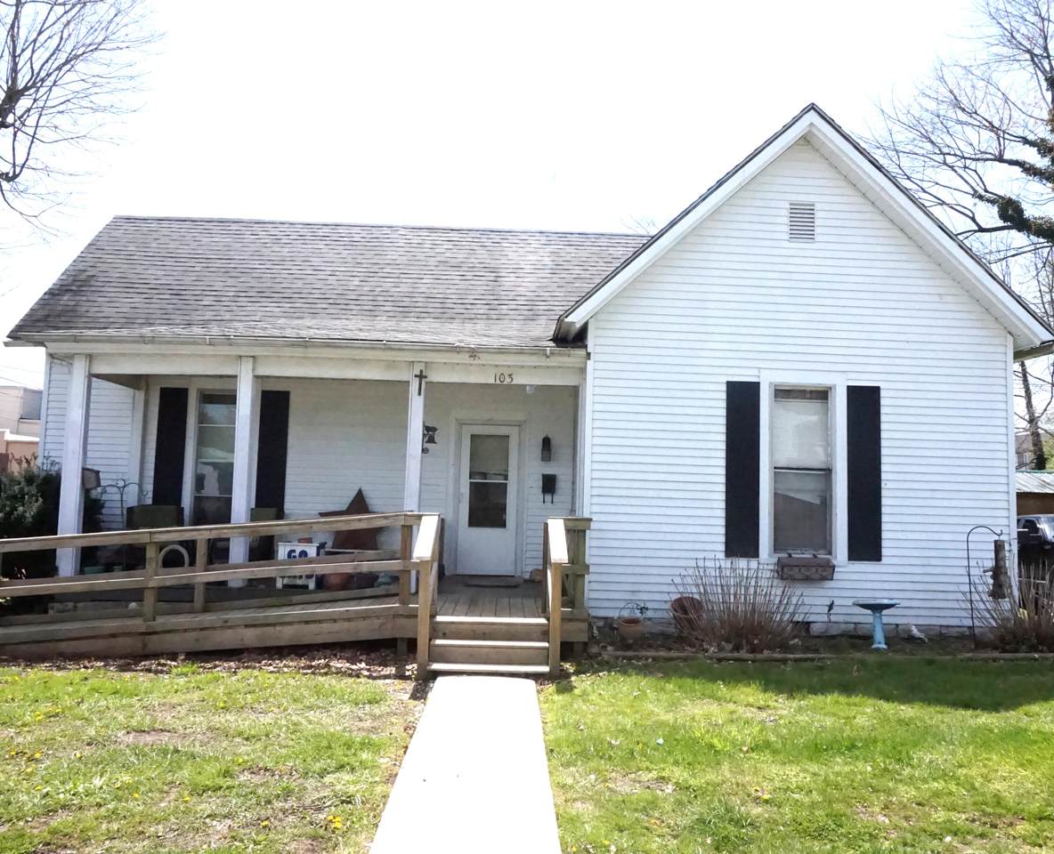 103 Maple Avenue - Photo 1
