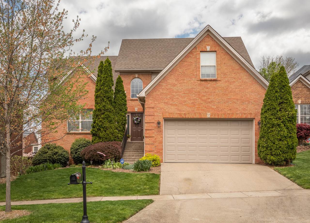 2716 Red Leaf Drive - Photo 1