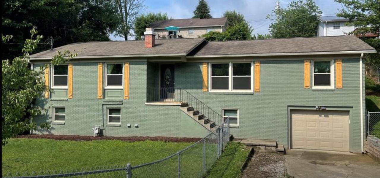 1398 Mckinley Avenue - Photo 1