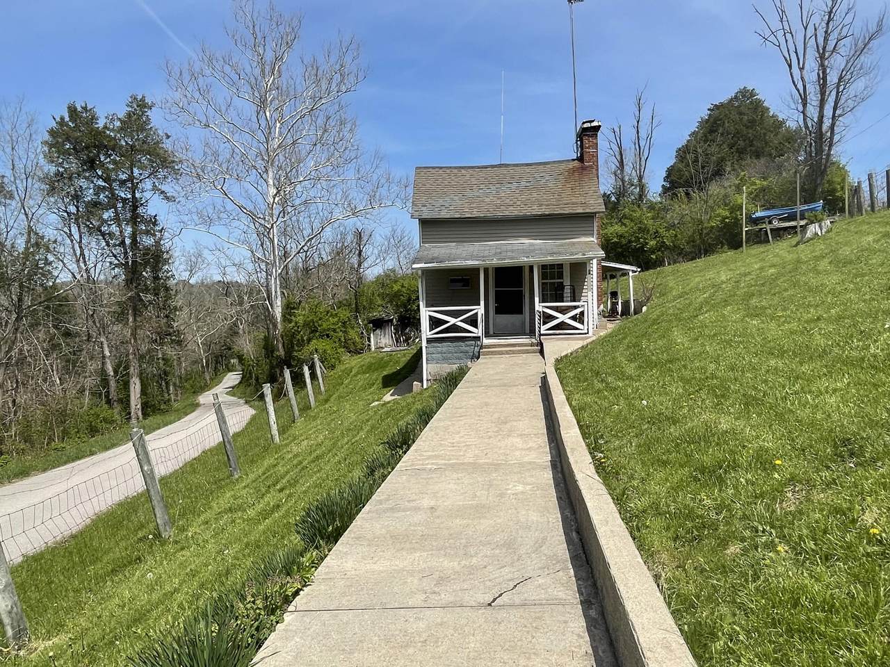 780 Whitlock Road - Photo 1