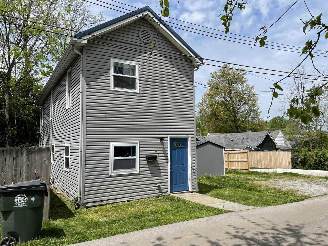 605 Harry Street - Photo 1
