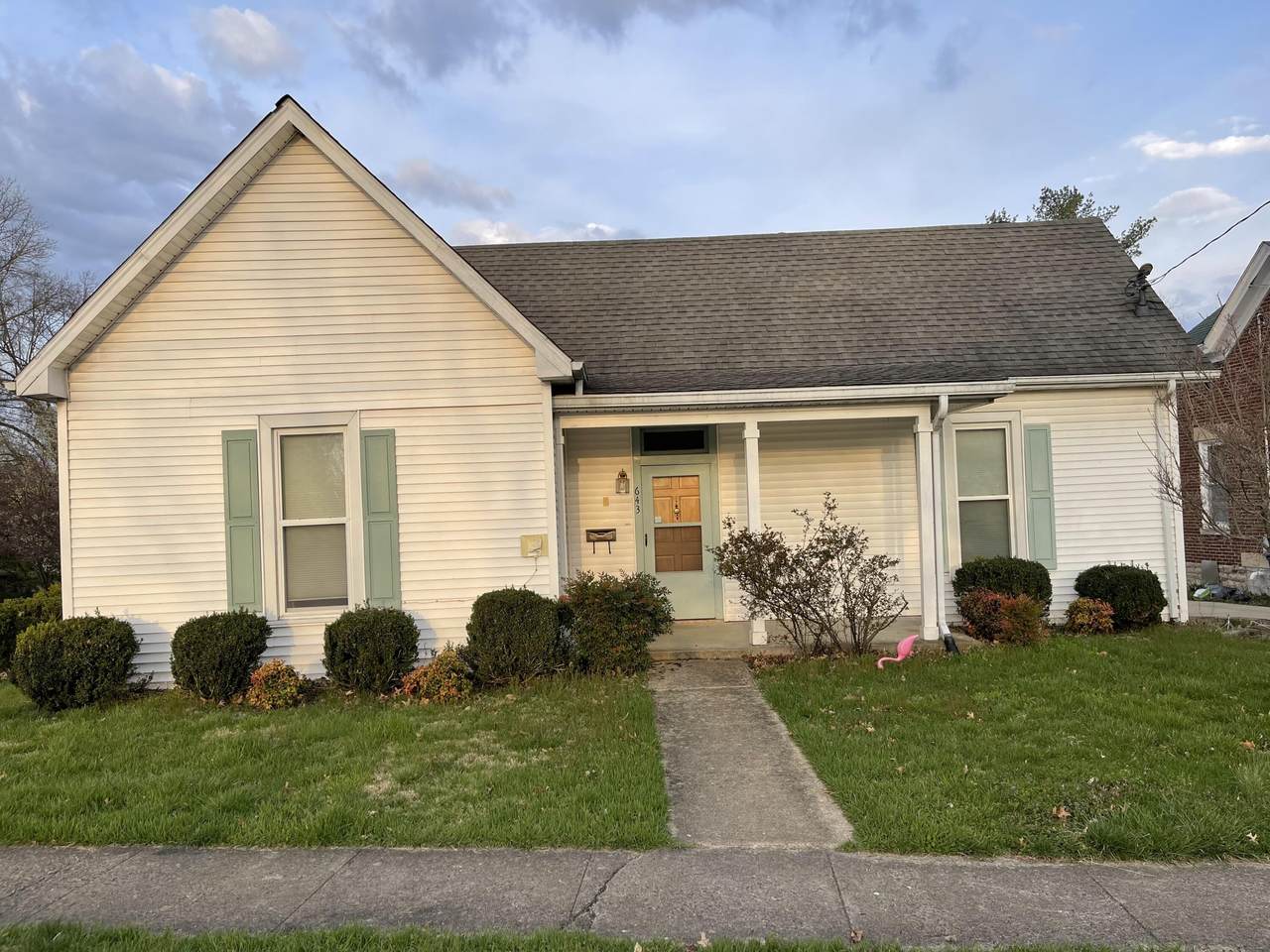 643 Hamilton Street - Photo 1