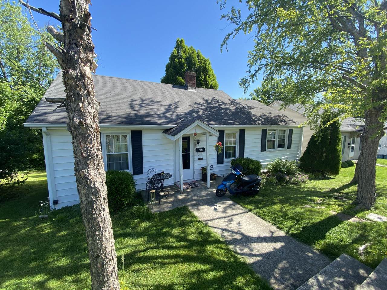 433 Larue Street - Photo 1