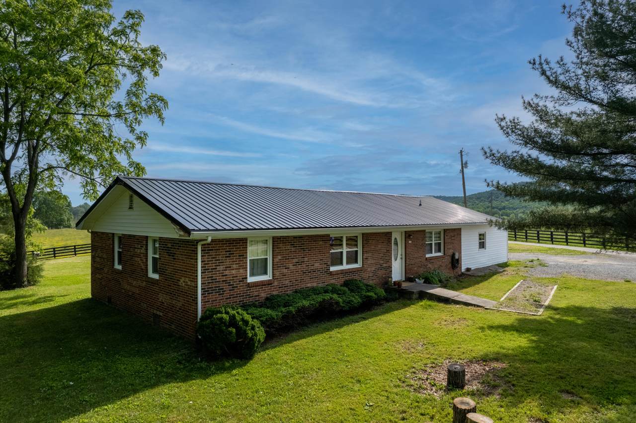 276 Walnut Road - Photo 1