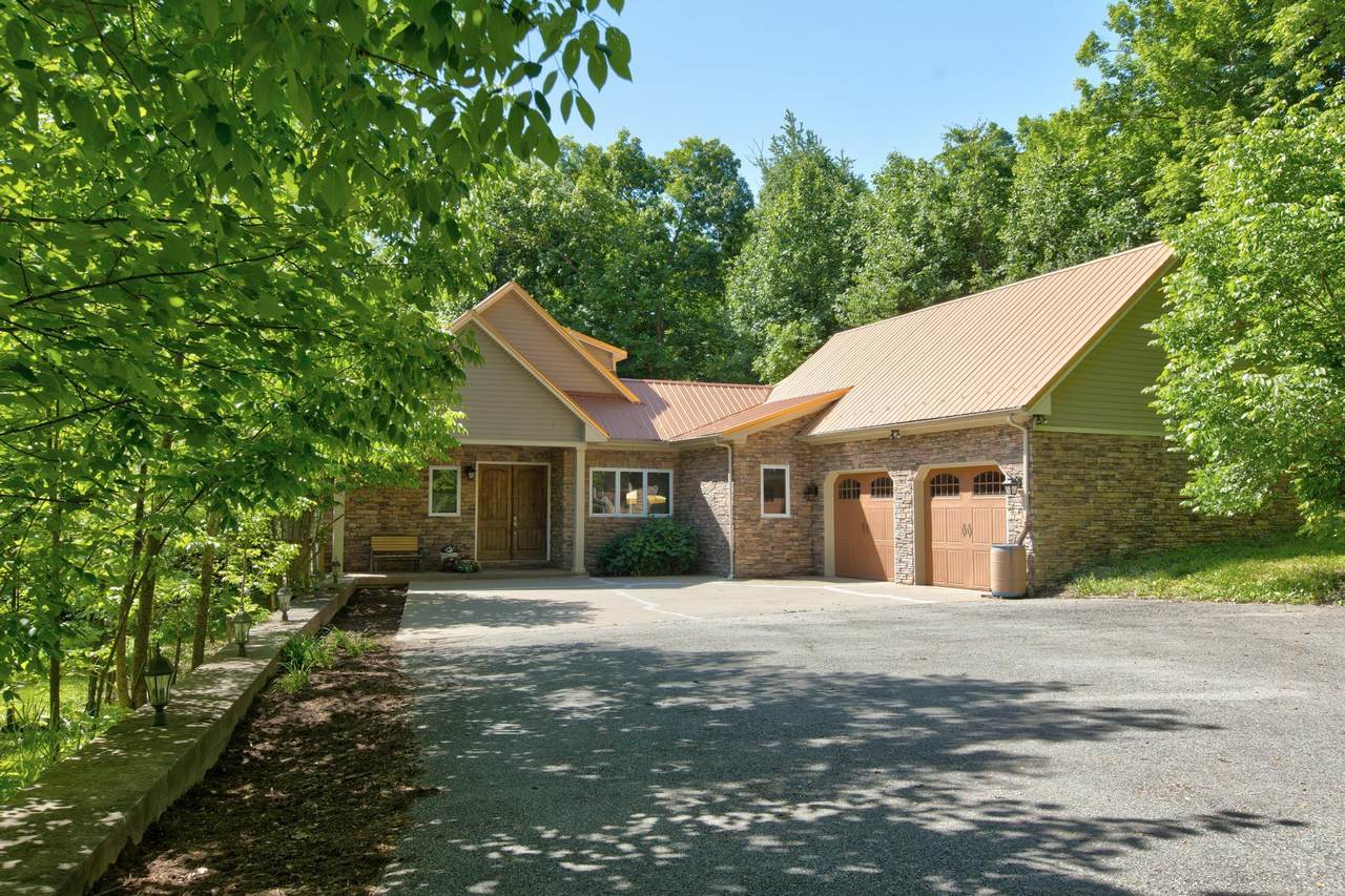 1459 Pigeon Fork Road - Photo 1