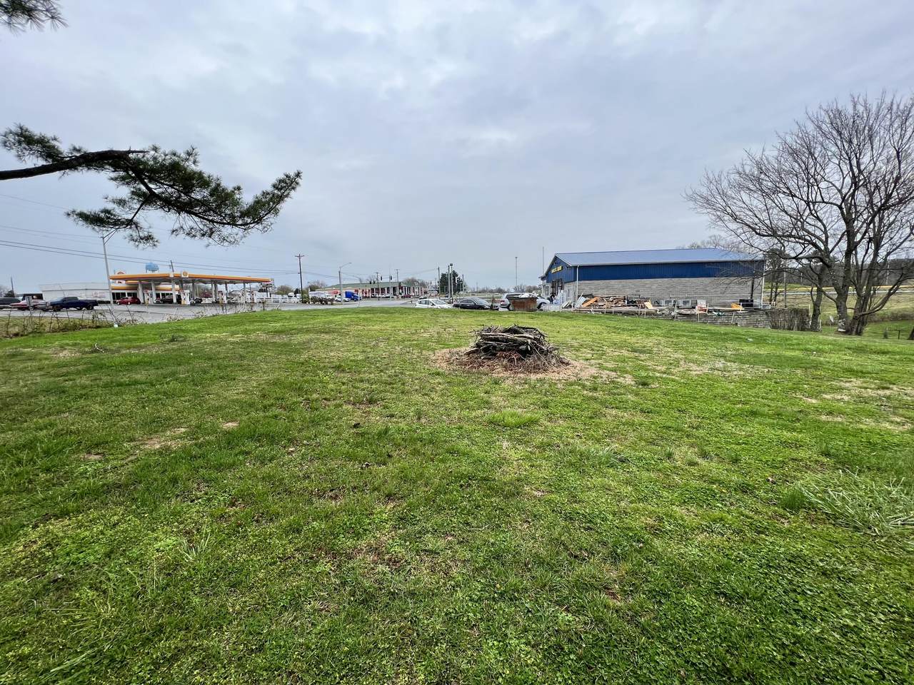 847 Maple Street Street - Photo 1