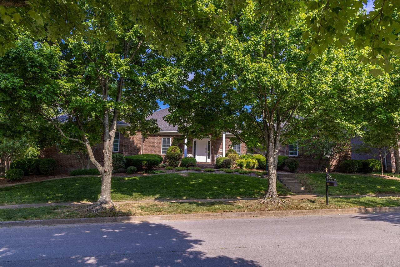3013 Merideth Circle - Photo 1