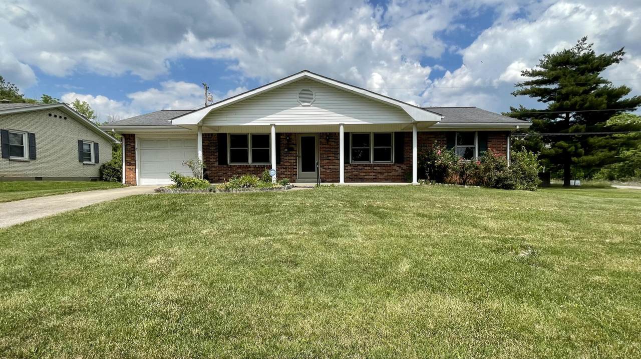 101 Calmes Boulevard - Photo 1