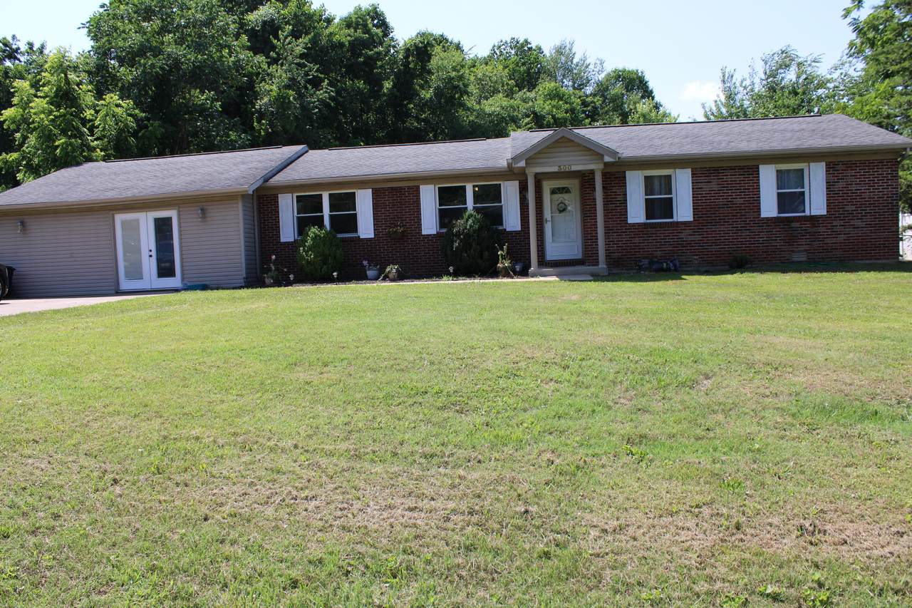 300 Woodland Grove Dr Drive - Photo 1