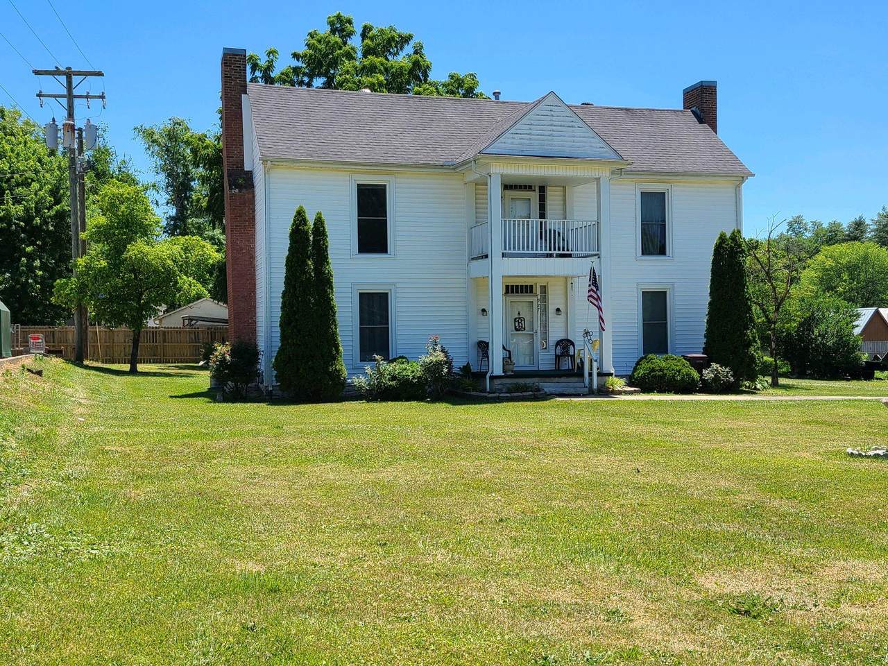 927 Mt Vernon Street - Photo 1