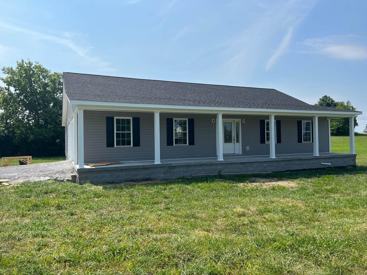 73 Lee Drive - Photo 1
