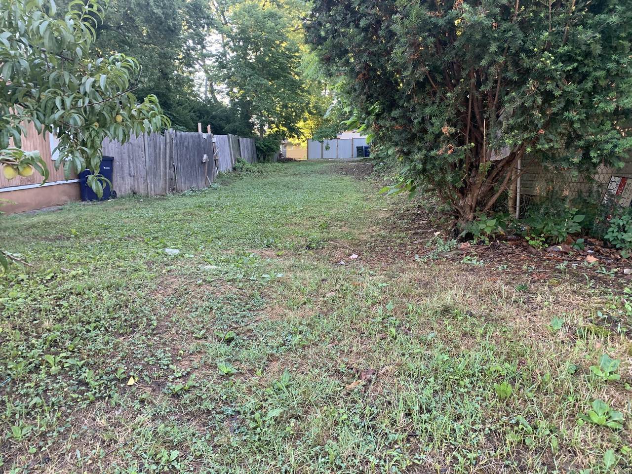 648 Upper Street - Photo 1