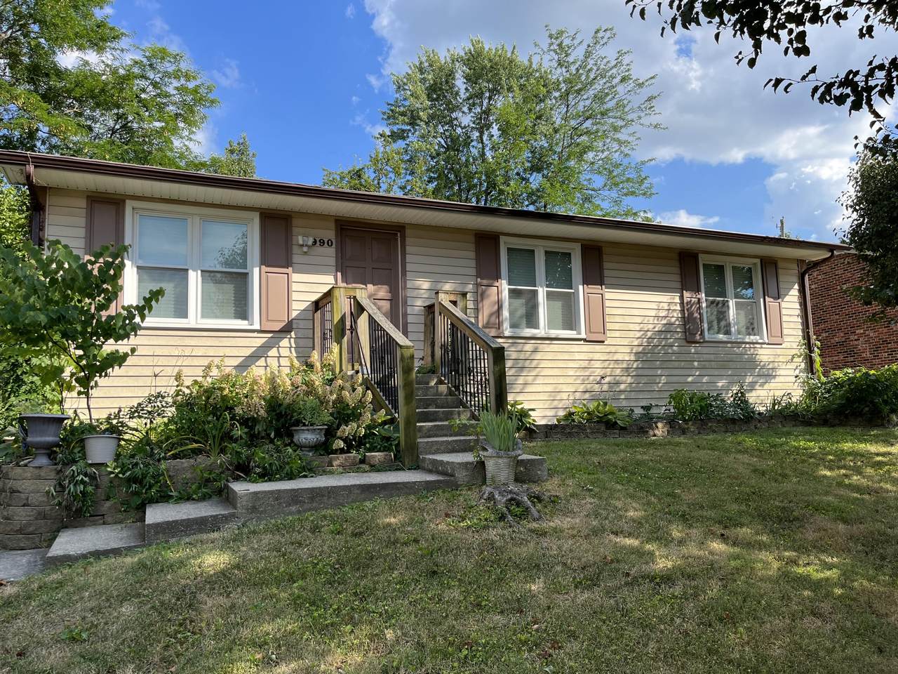 990 Jairus Drive - Photo 1