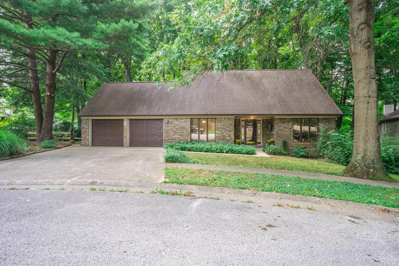105 Shallowbrook Court - Photo 1