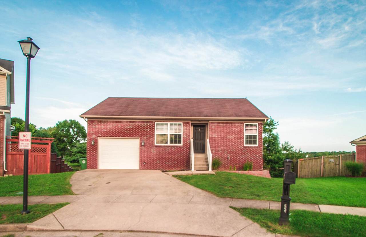 106 Clearwater Court - Photo 1