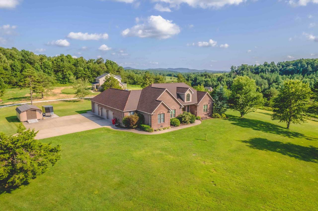 112 Brafford Lane - Photo 1