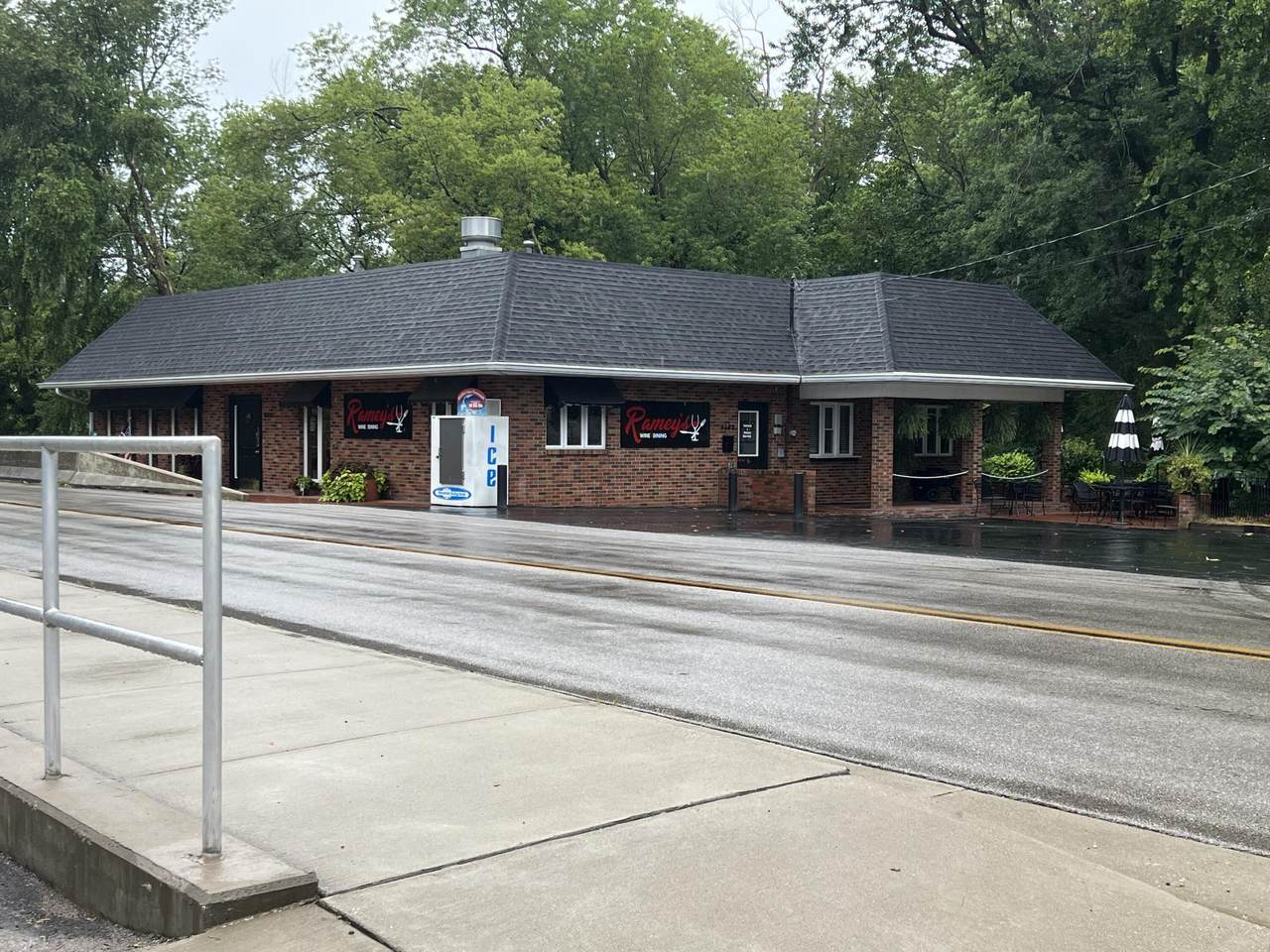 9362 Us 60 East - Photo 1