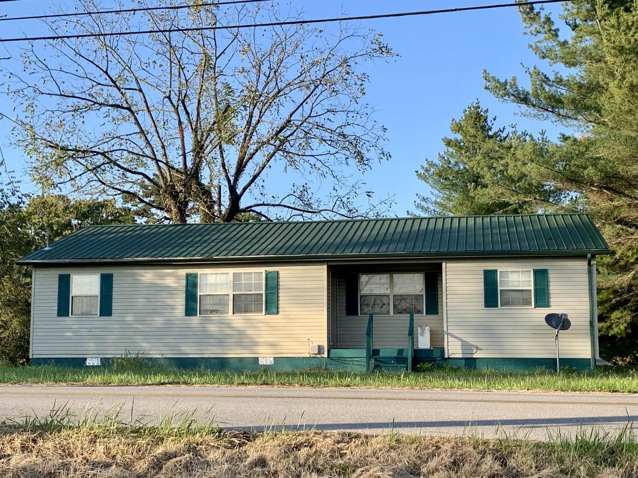415 State Hwy 592 - Photo 1