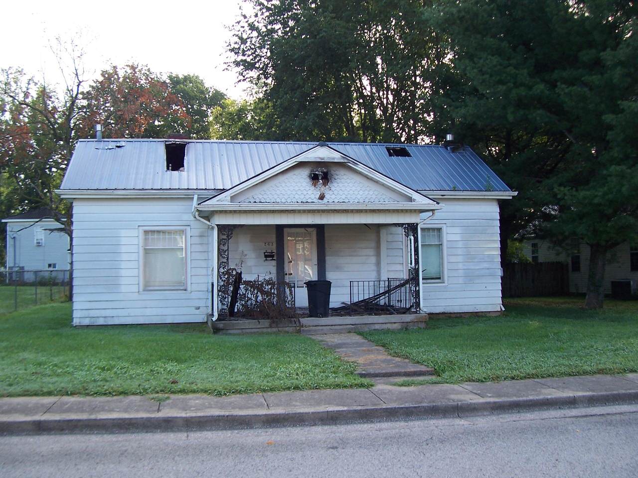 263 Proctor Knott Avenue - Photo 1
