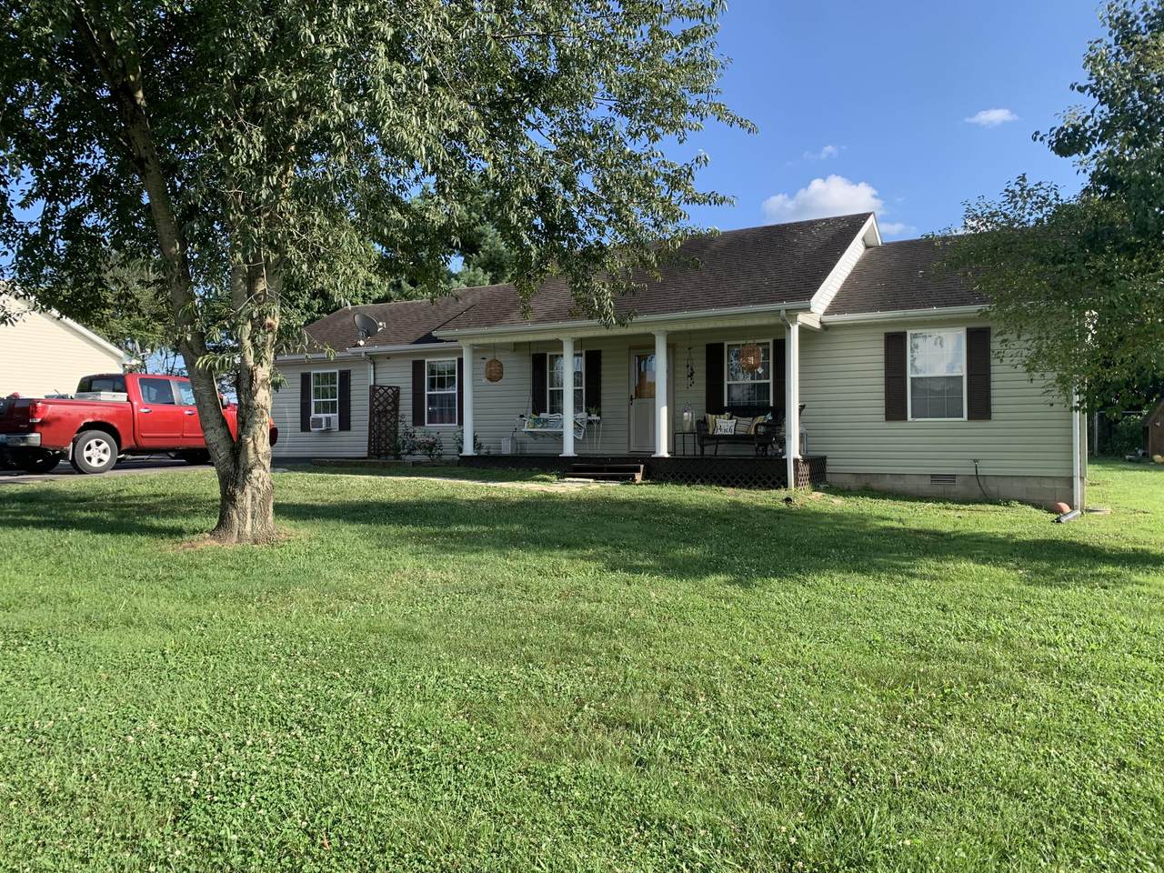 163 Mill Springs Drive - Photo 1