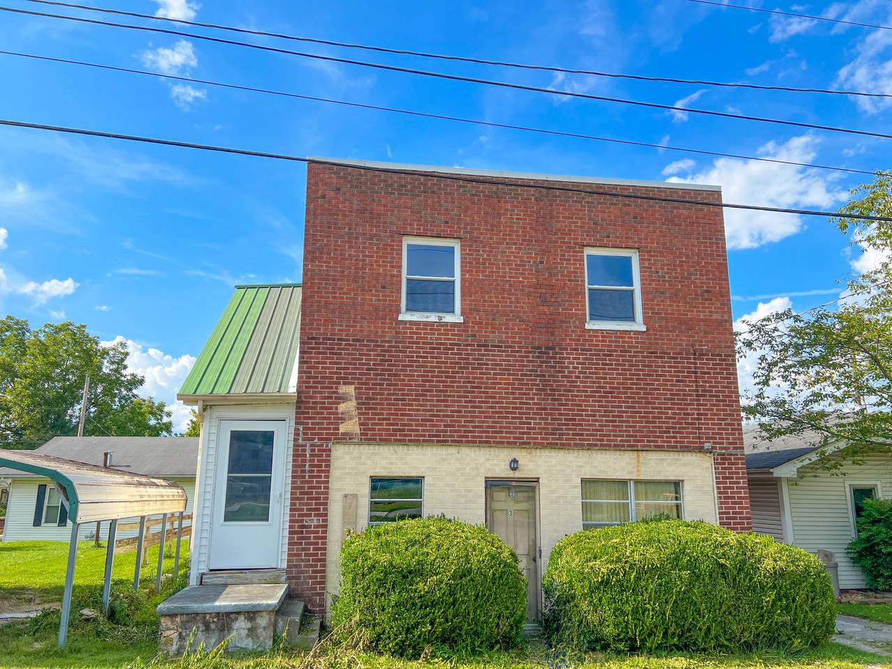 204 9th Street - Photo 1