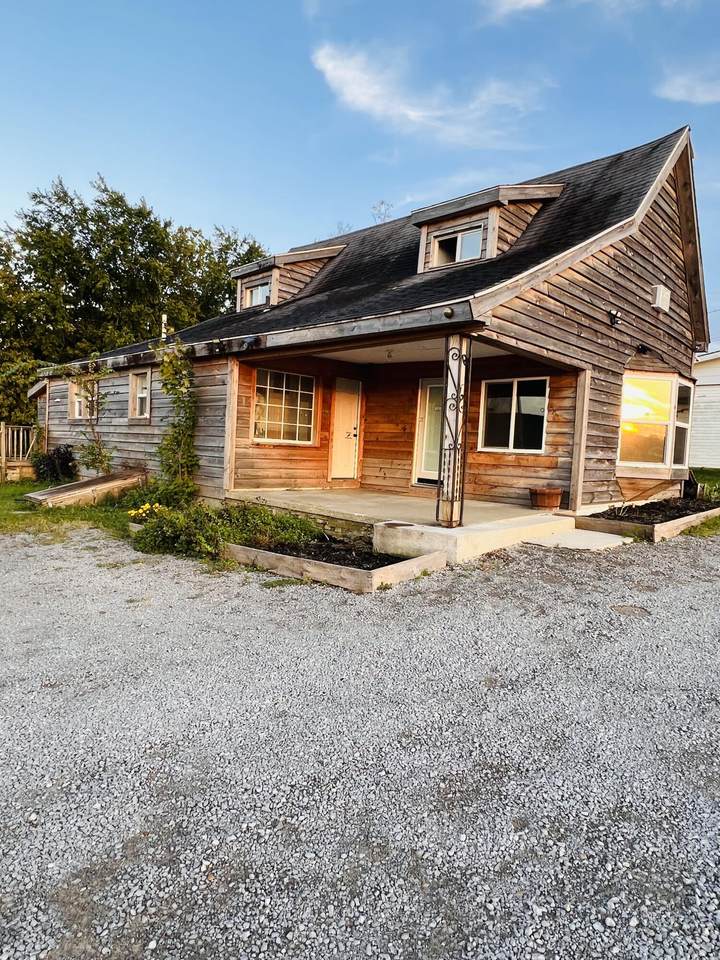 509 Stanford Street - Photo 1
