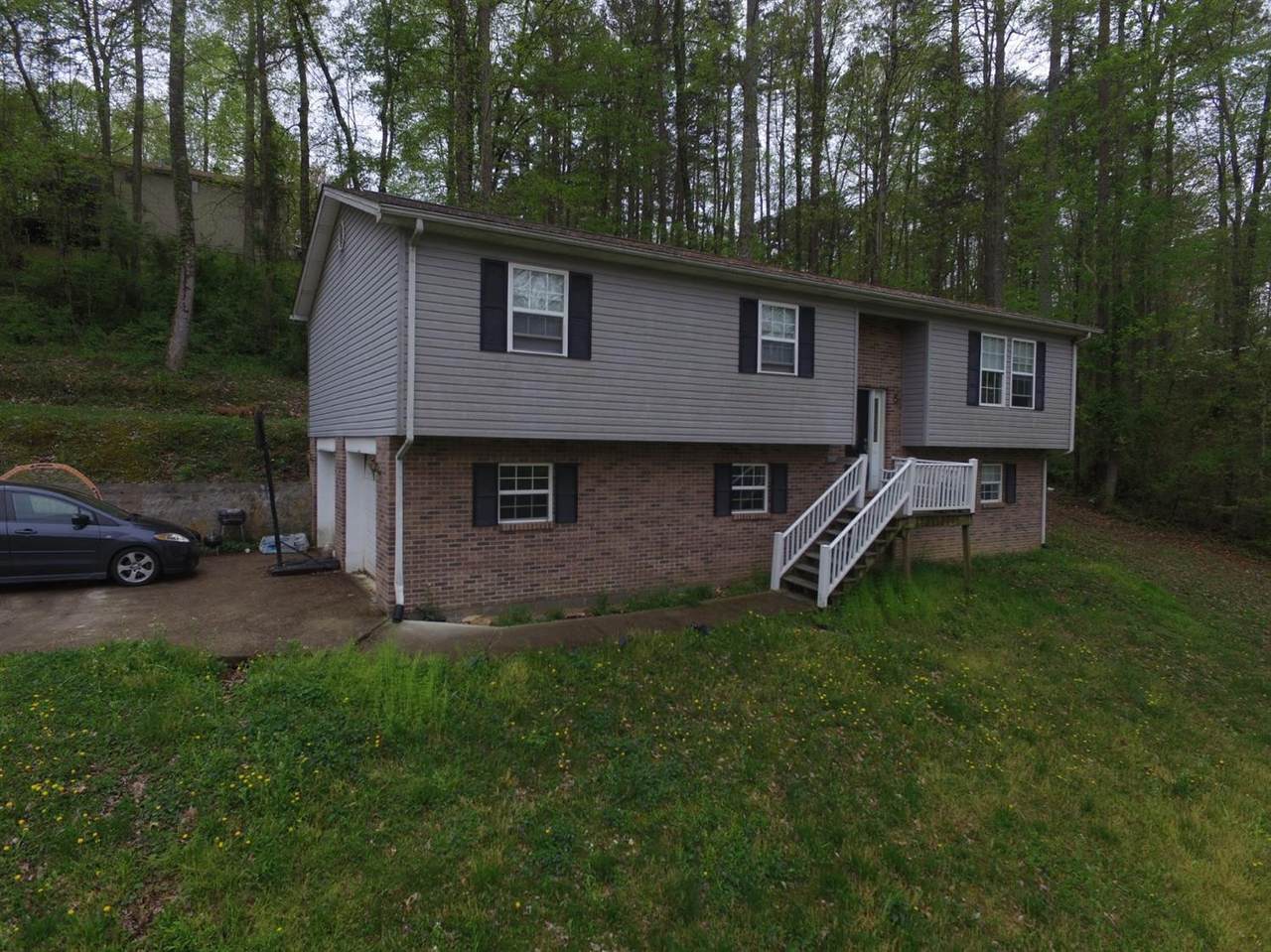 1019 Pinella Drive - Photo 1