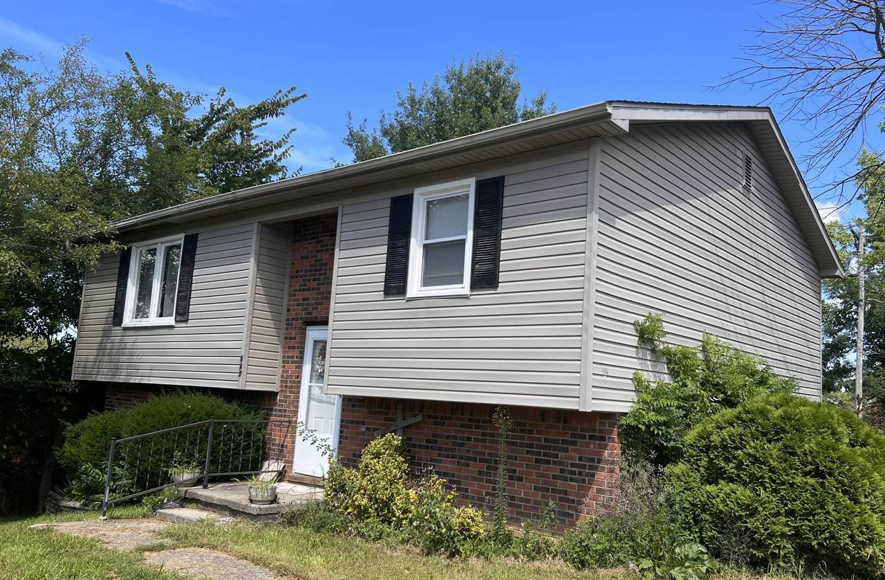 140 Brooks Road - Photo 1