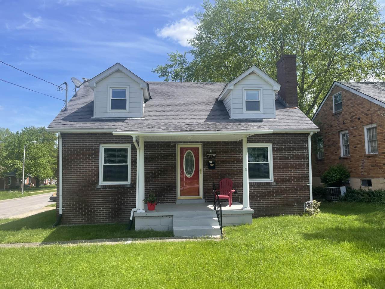 667 Loudon Avenue - Photo 1