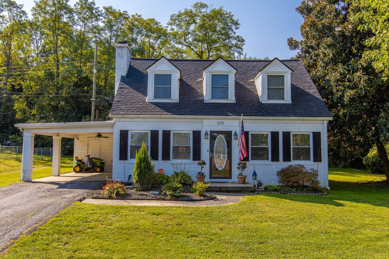100 Lisa Drive - Photo 1