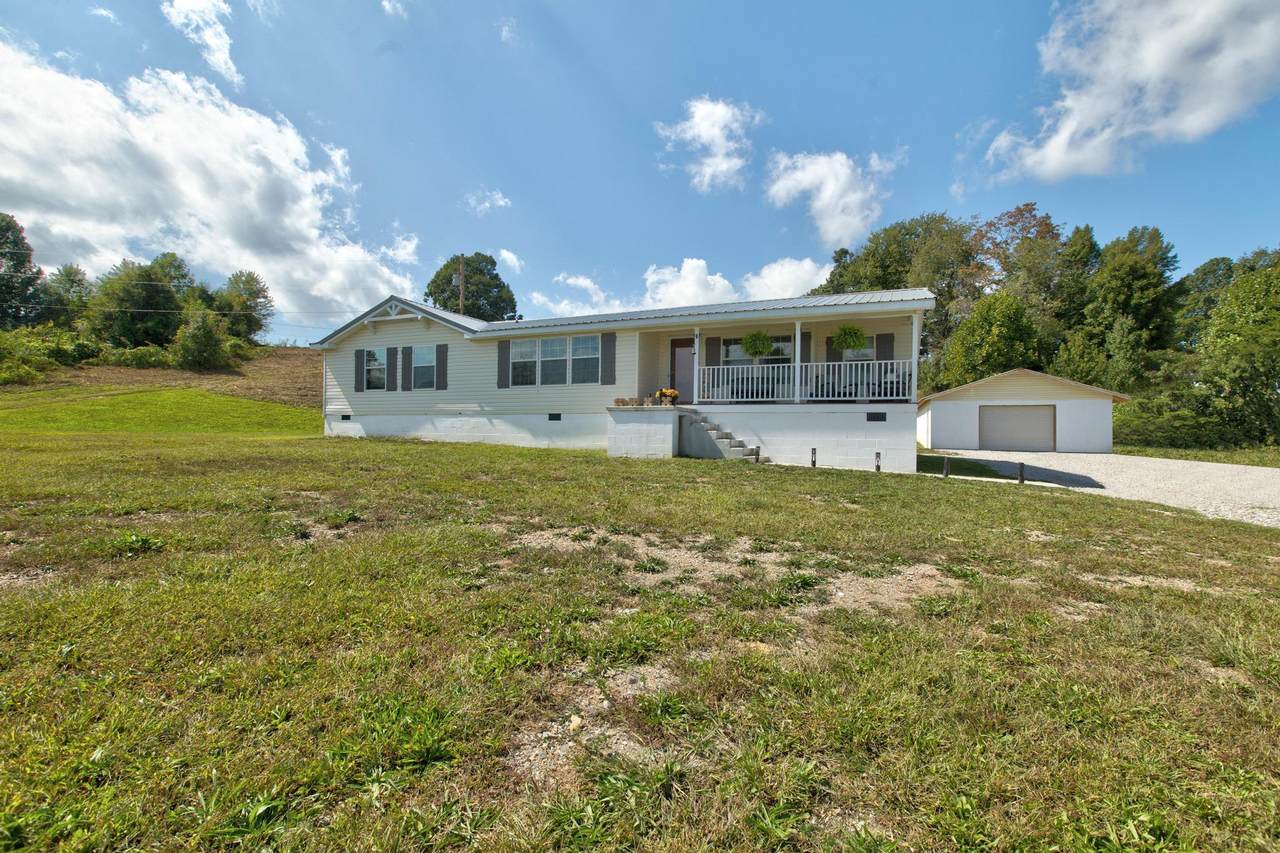 6295 Hwy 460 - Photo 1