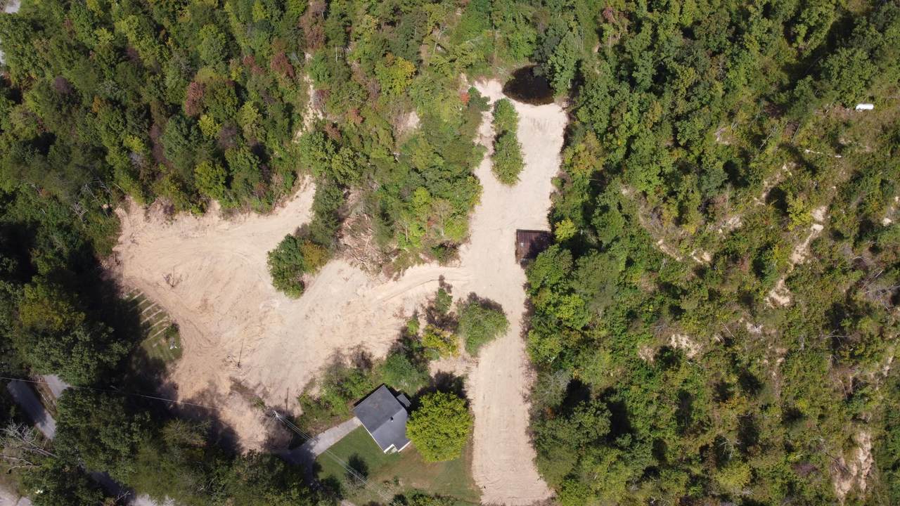 1608 Highway 472 - Photo 1