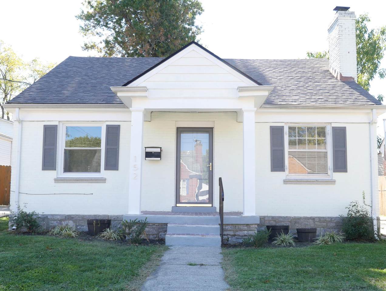 152 Glenn Place - Photo 1