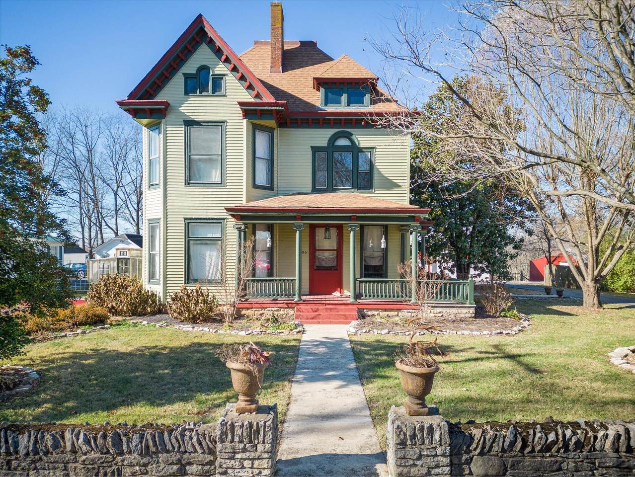 206 College Road - Photo 1