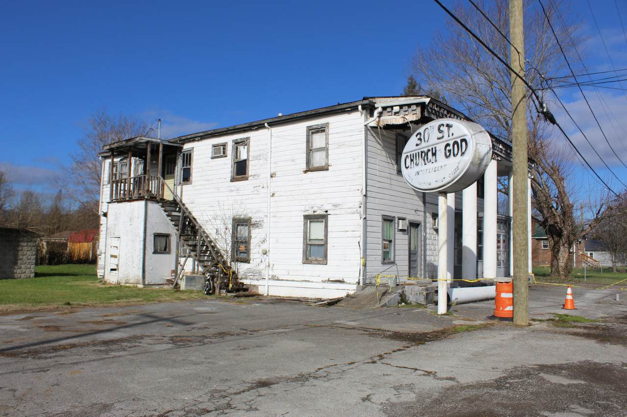 308 30th Street - Photo 1