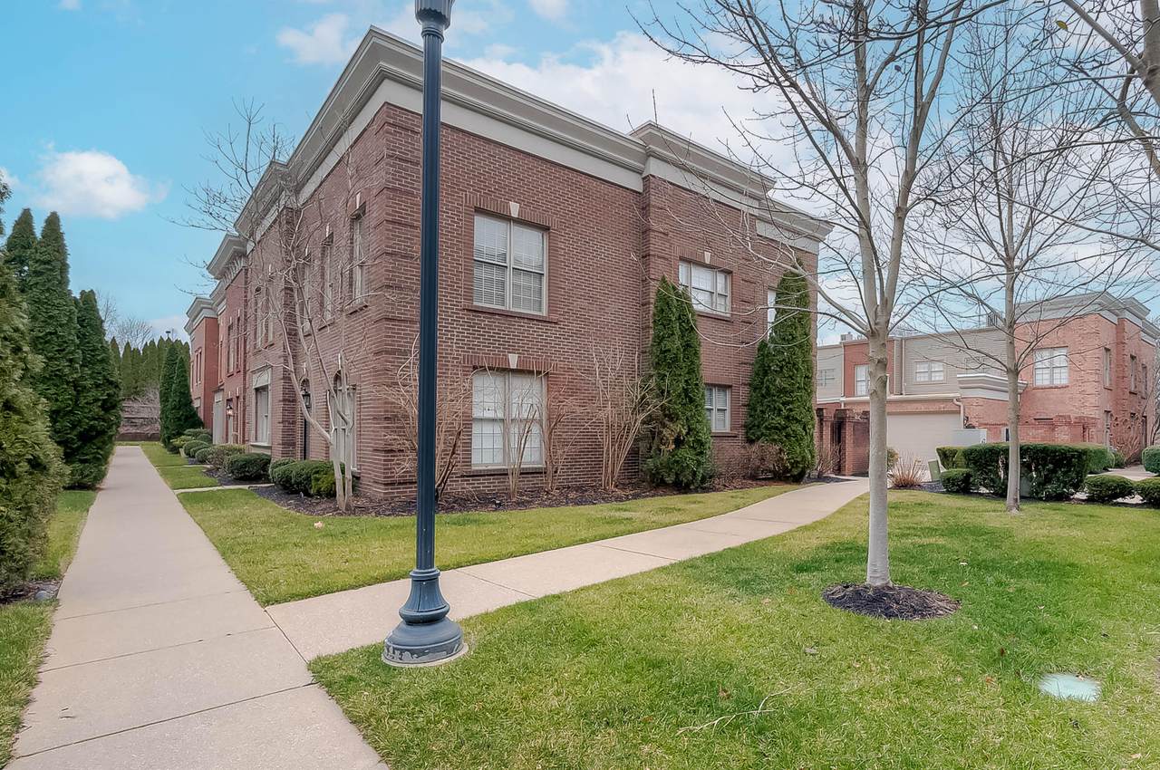 905 Star Shoot Parkway - Photo 1