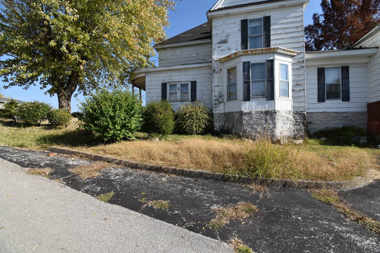155 Griffin Avenue - Photo 1