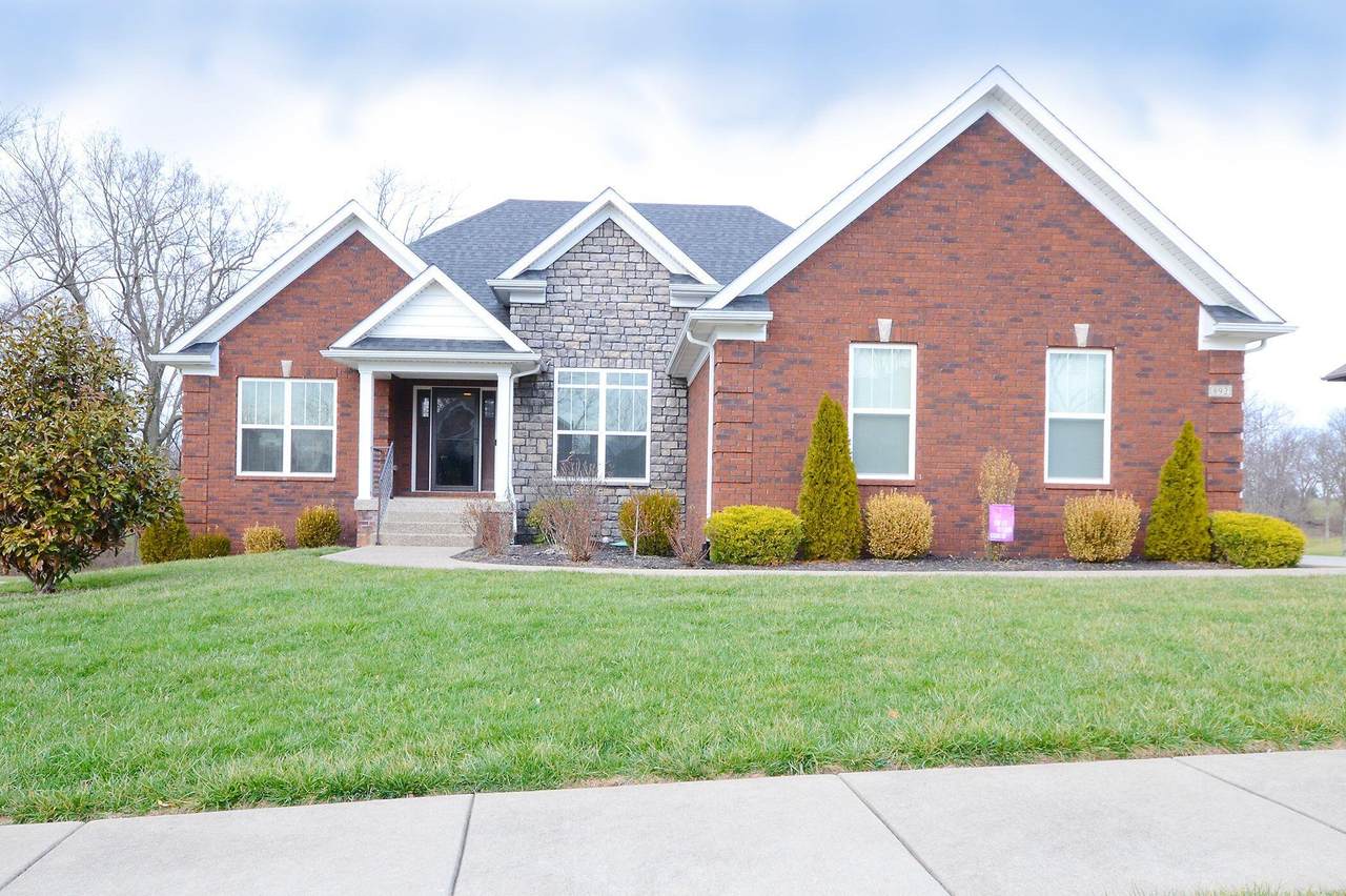 892 Abingdon Lane - Photo 1
