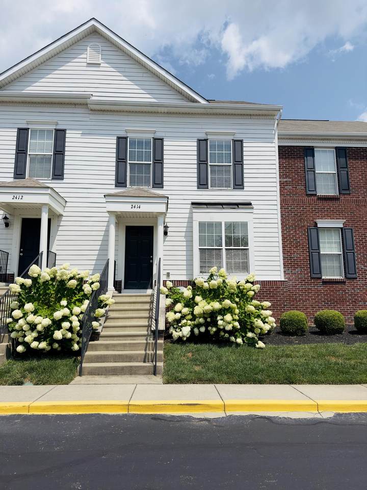 2414 Harrigan Way - Photo 1