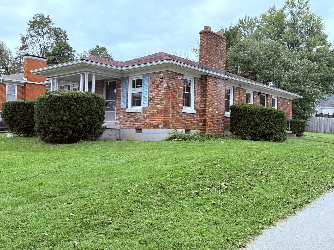 112 Bellevue Drive - Photo 1