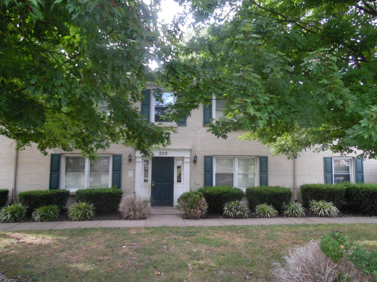 941 Broadway - Photo 1