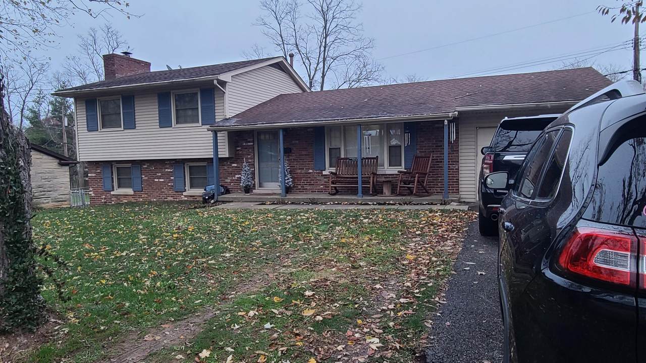 702 Arapaho Trail - Photo 1