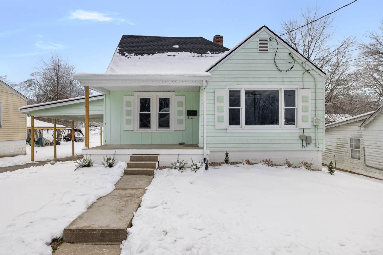 215 Gatewood Avenue - Photo 1