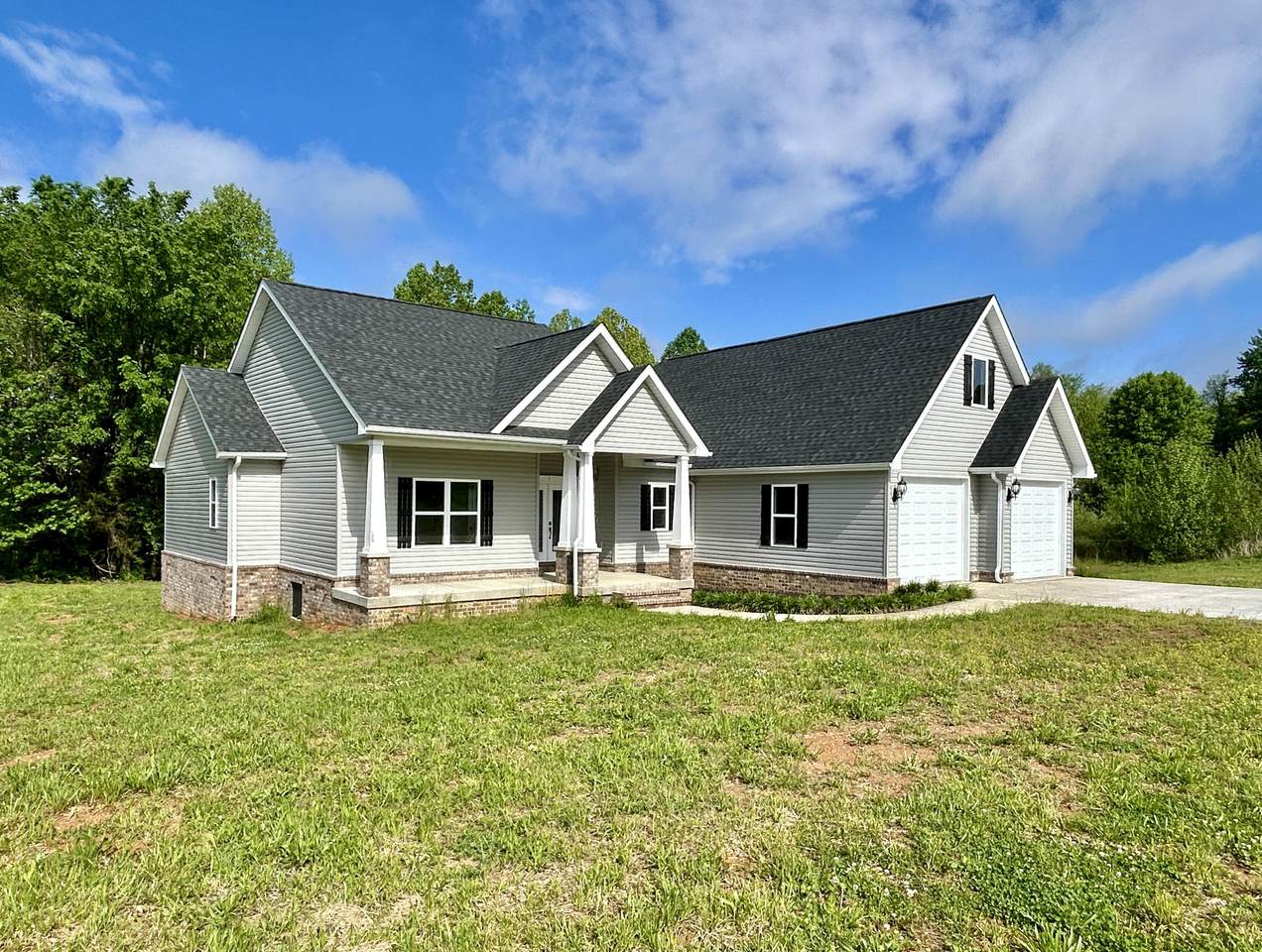 108 Patriot Drive - Photo 1