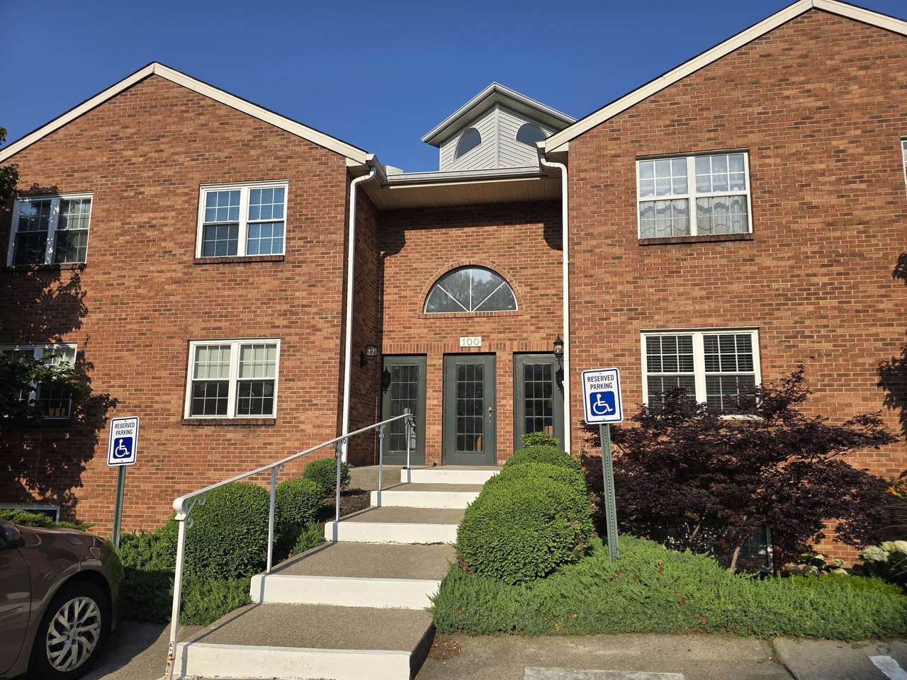 104 Spindle Top Lane - Photo 1
