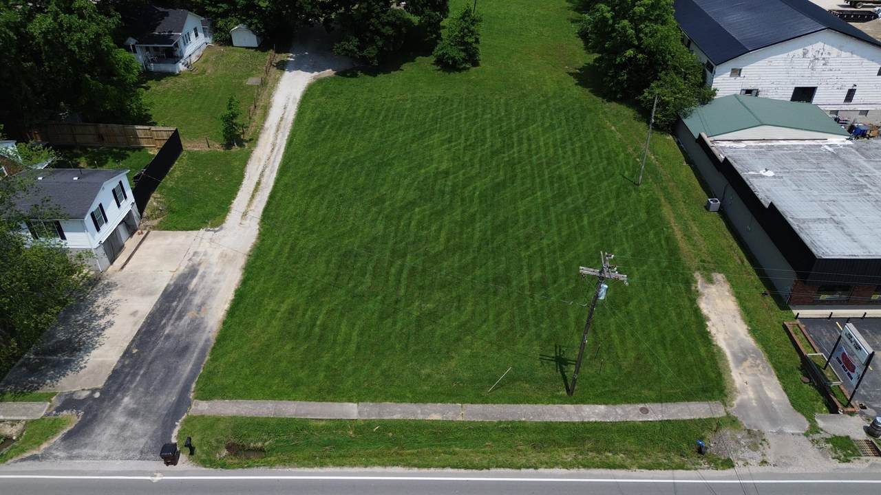 164 East College Avenue - Photo 1