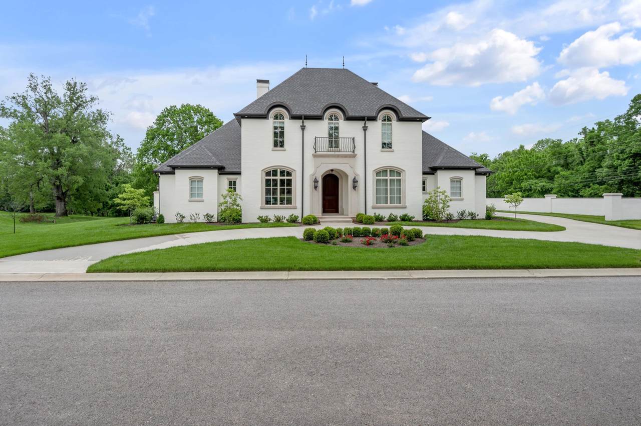 100 Lafontaine Court - Photo 1