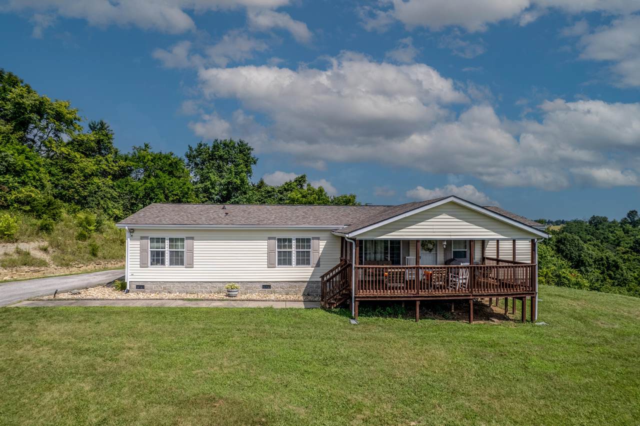 494 Janice Lane - Photo 1